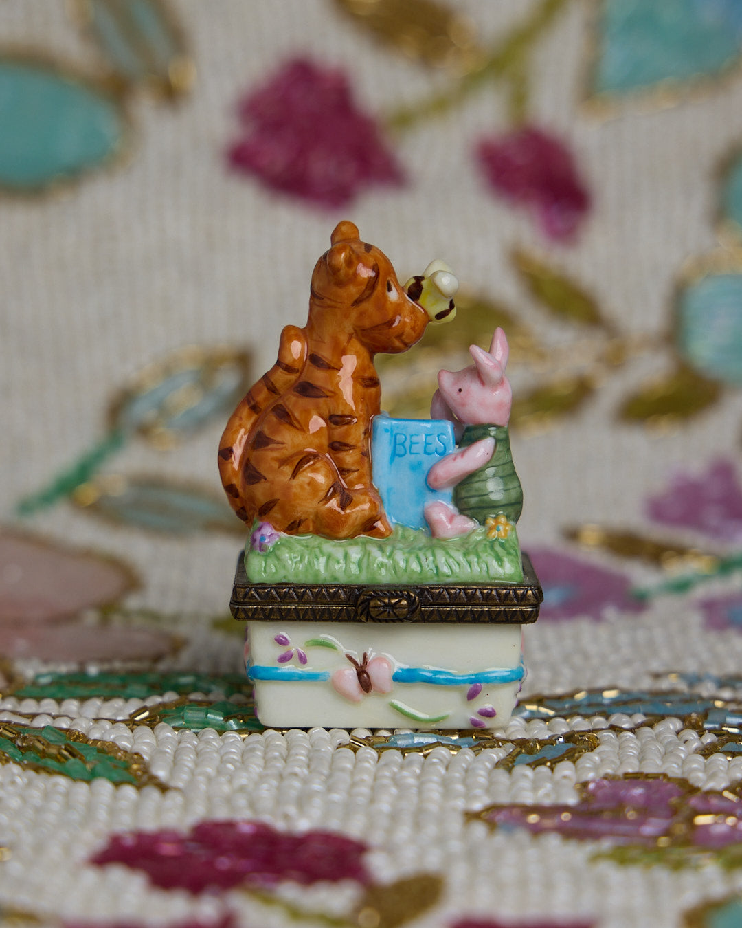 WINNE THE POOH Snuff Jewlery Box