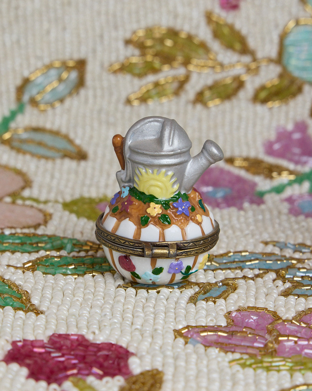 WATERING CAN Snuff Jewlery Box